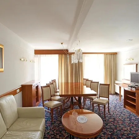 Kompas Hotel