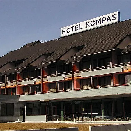 Hotel Kompas 4*